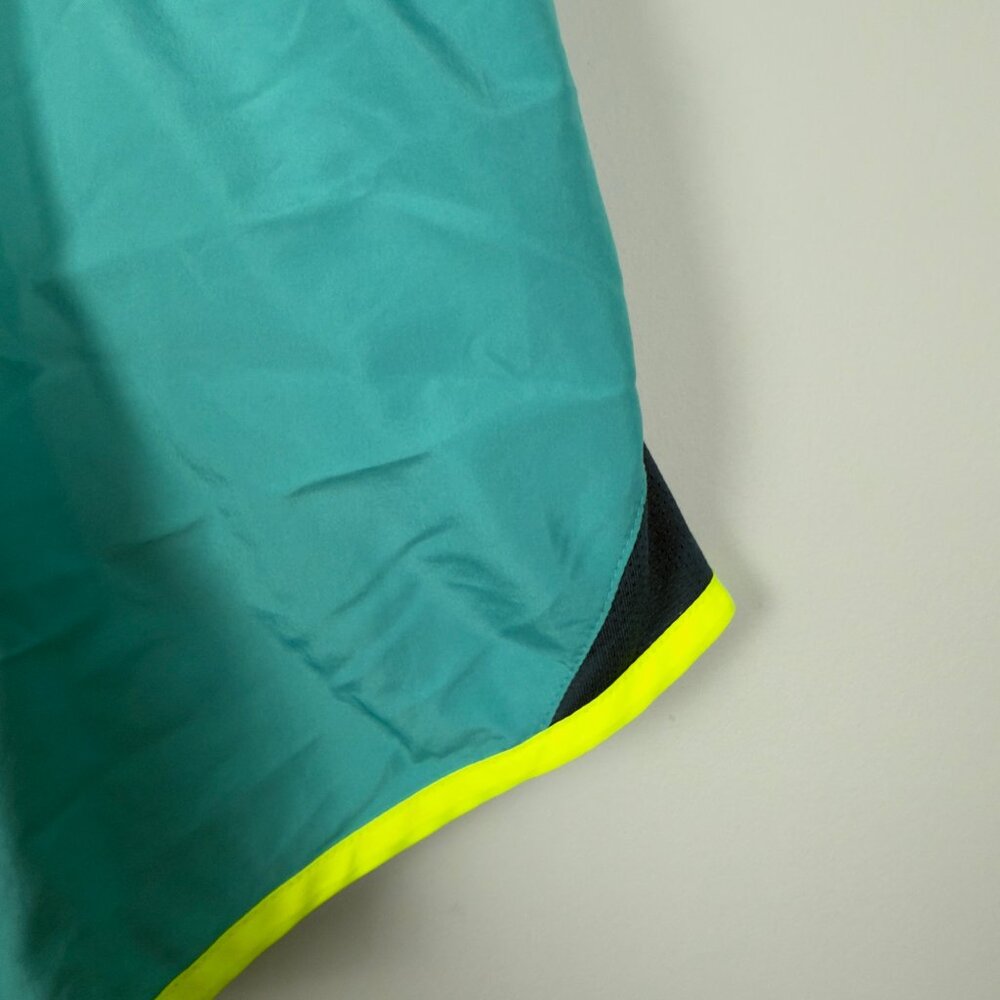 Nike Women's Tempo Run Short, Size L - Picture 5 of 6